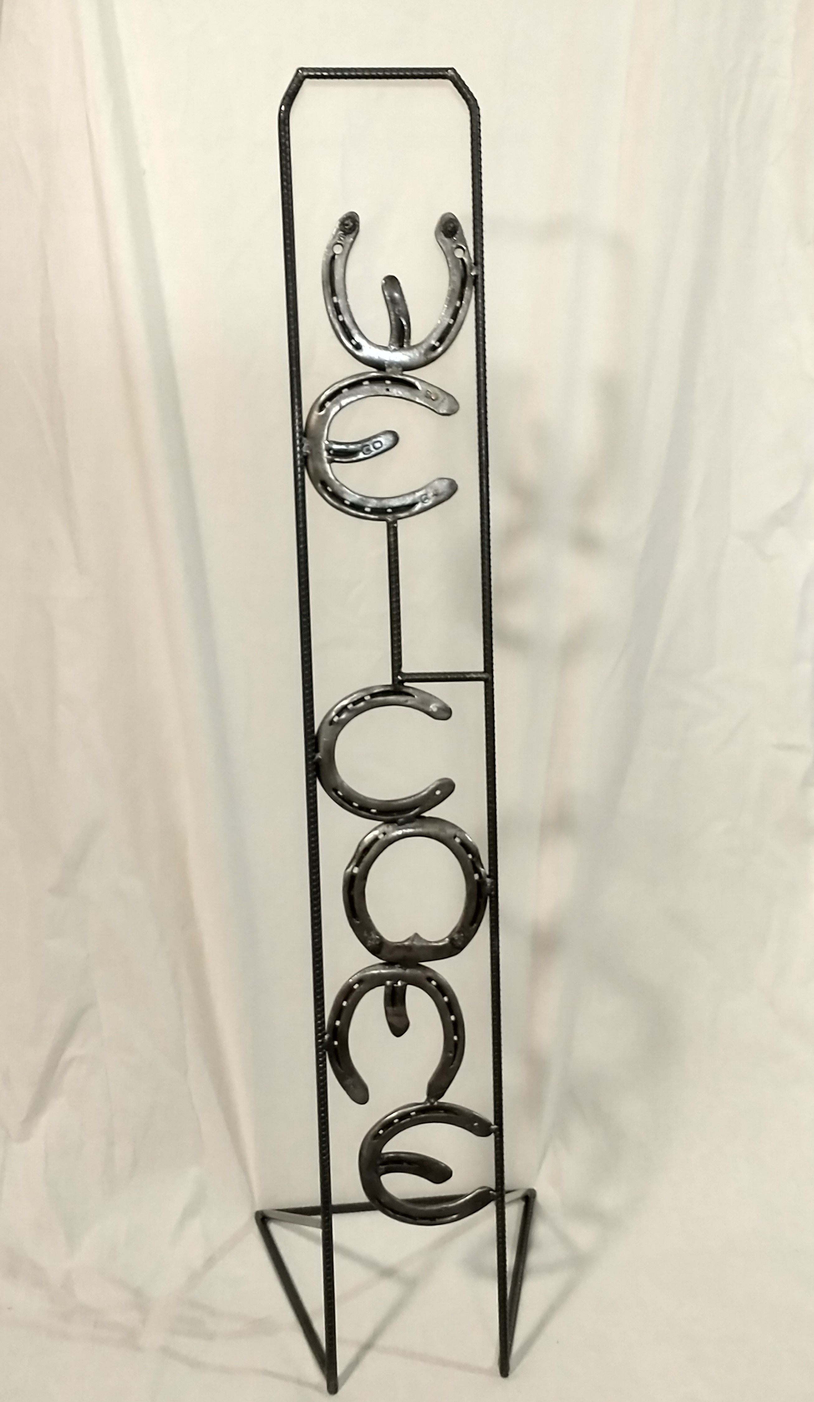 Welcome home! - Standing